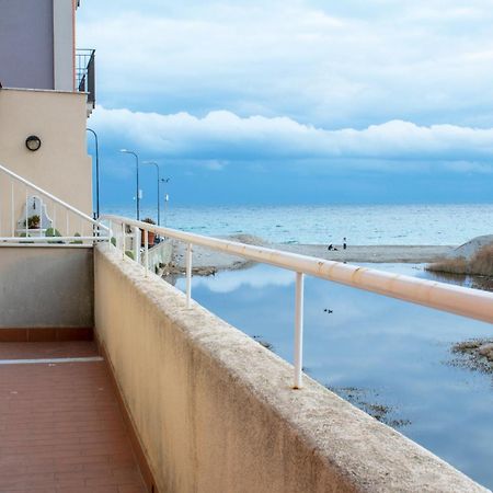 100 Metri Dal Mare Relax A Due Passi Dal Centro Apartment ฟีนาเลลีกูเร ภายนอก รูปภาพ