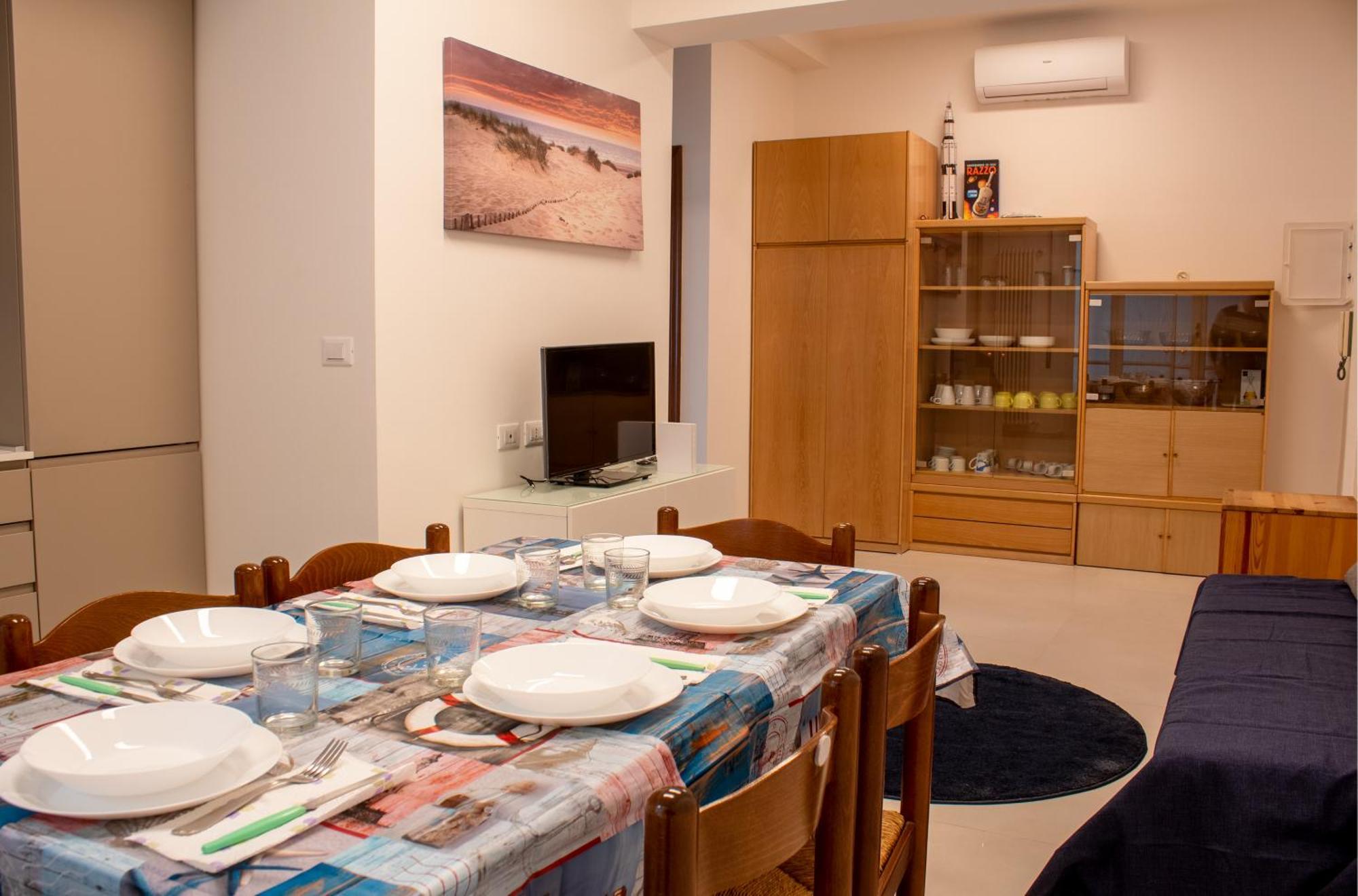 100 Metri Dal Mare Relax A Due Passi Dal Centro Apartment ฟีนาเลลีกูเร ภายนอก รูปภาพ